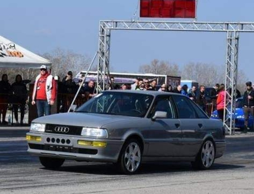 Audi 80 quattro 