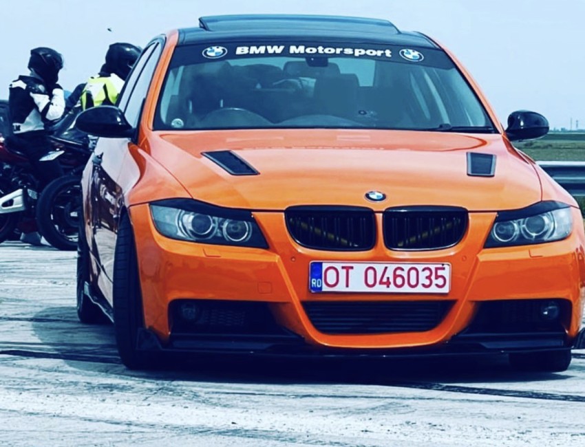 BMW 335D - DxB 