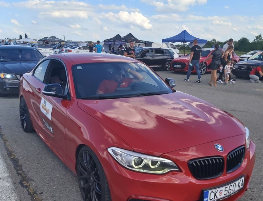 BMW M235i