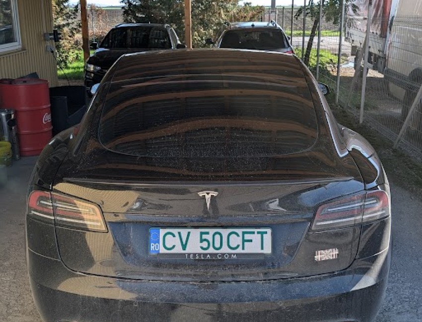 Tesla Model S