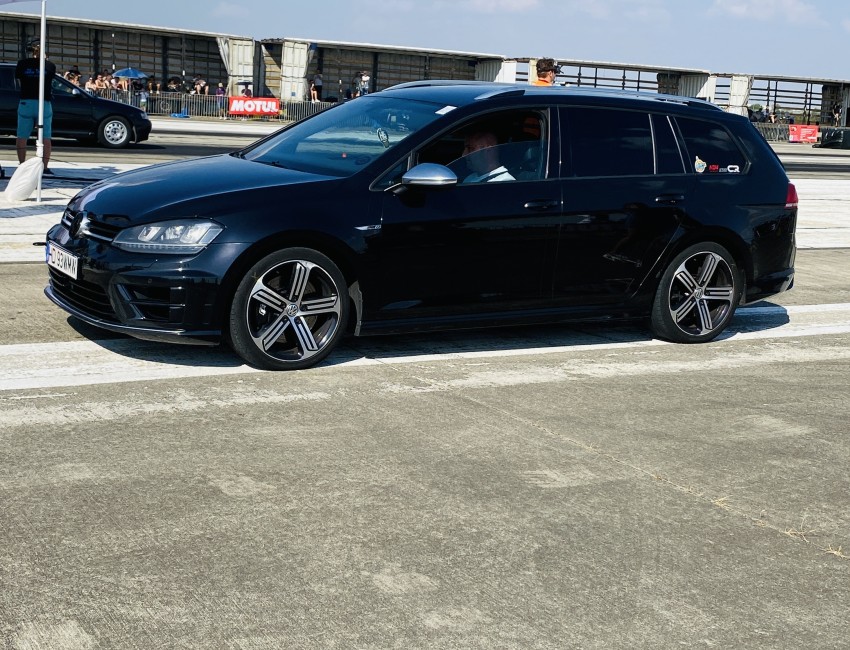 Volkswagen Golf 7 R 