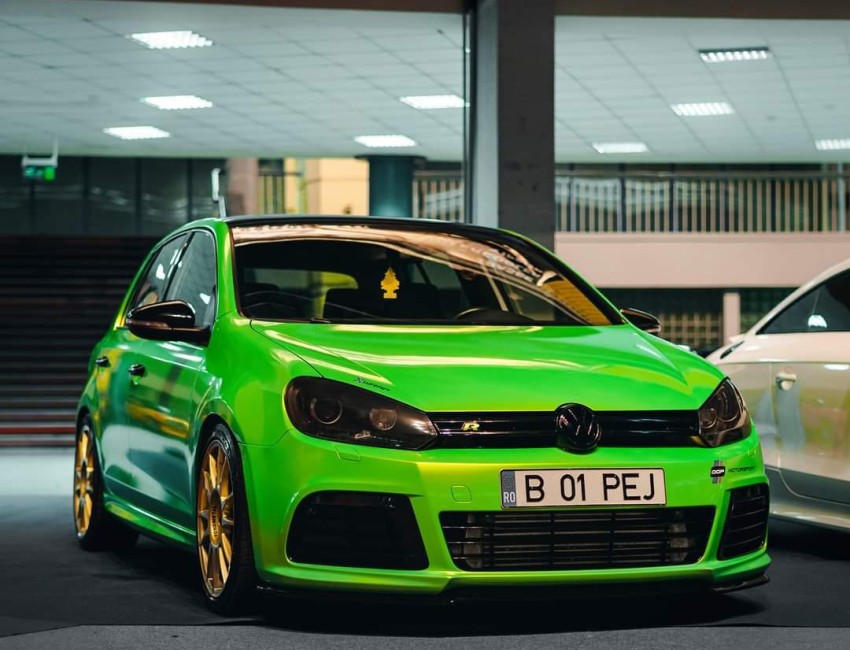 VW Golf 6R